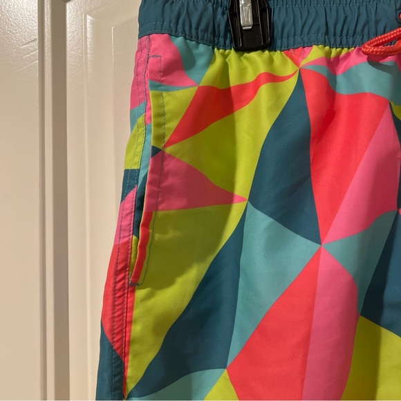 Mad Engine Swim Trunks M Patterned Mesh Lined Elastic Waist Colorful Geometric M - Picture 3 of 6